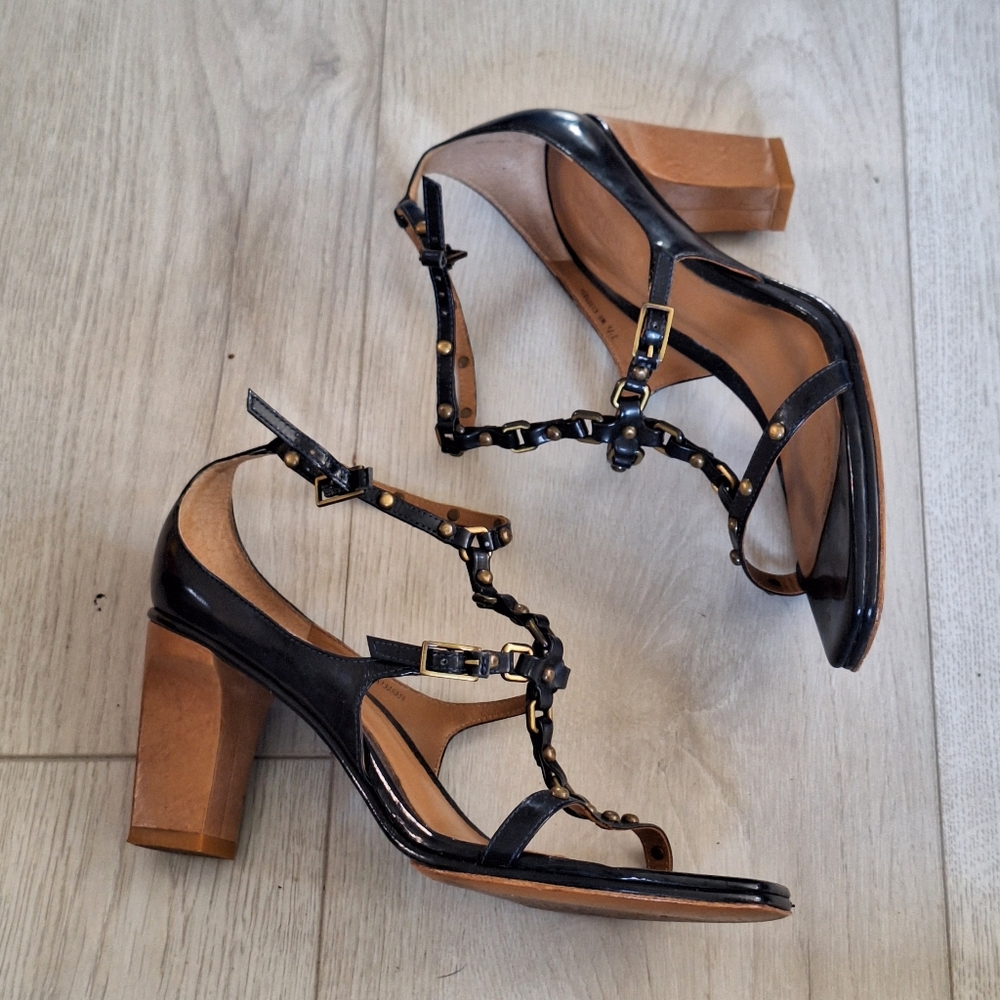 DKNY STRAPPY HEEL SANDALS NAVY 7.5 EUC